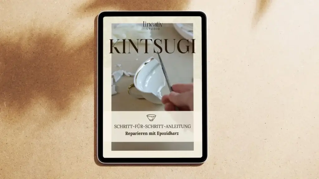 Kintsugi Schritt-für-Schritt-Anleitung PDF von Lineativ Studio auf einem Tablet-Bildschirm präsentiert